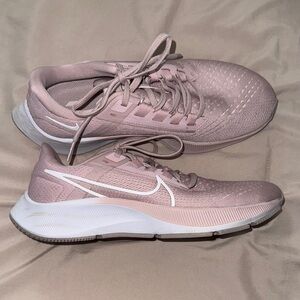 Nike Women's Blush Pink Athletic Shoes